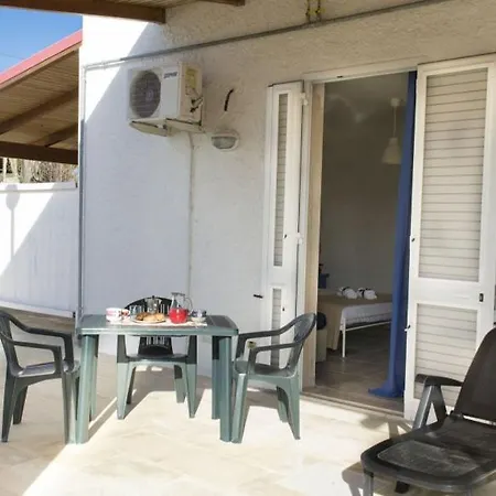 Cisterna - Direzione Salento 3* San Foca